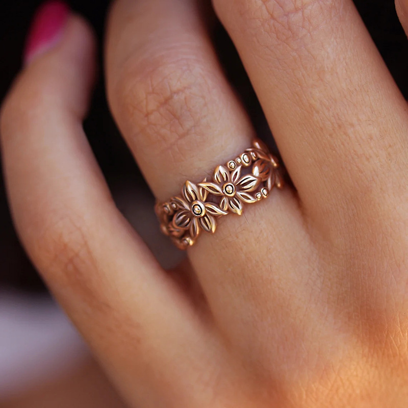 Vintage Copper Daisy Ring - Romantic Gift for Women